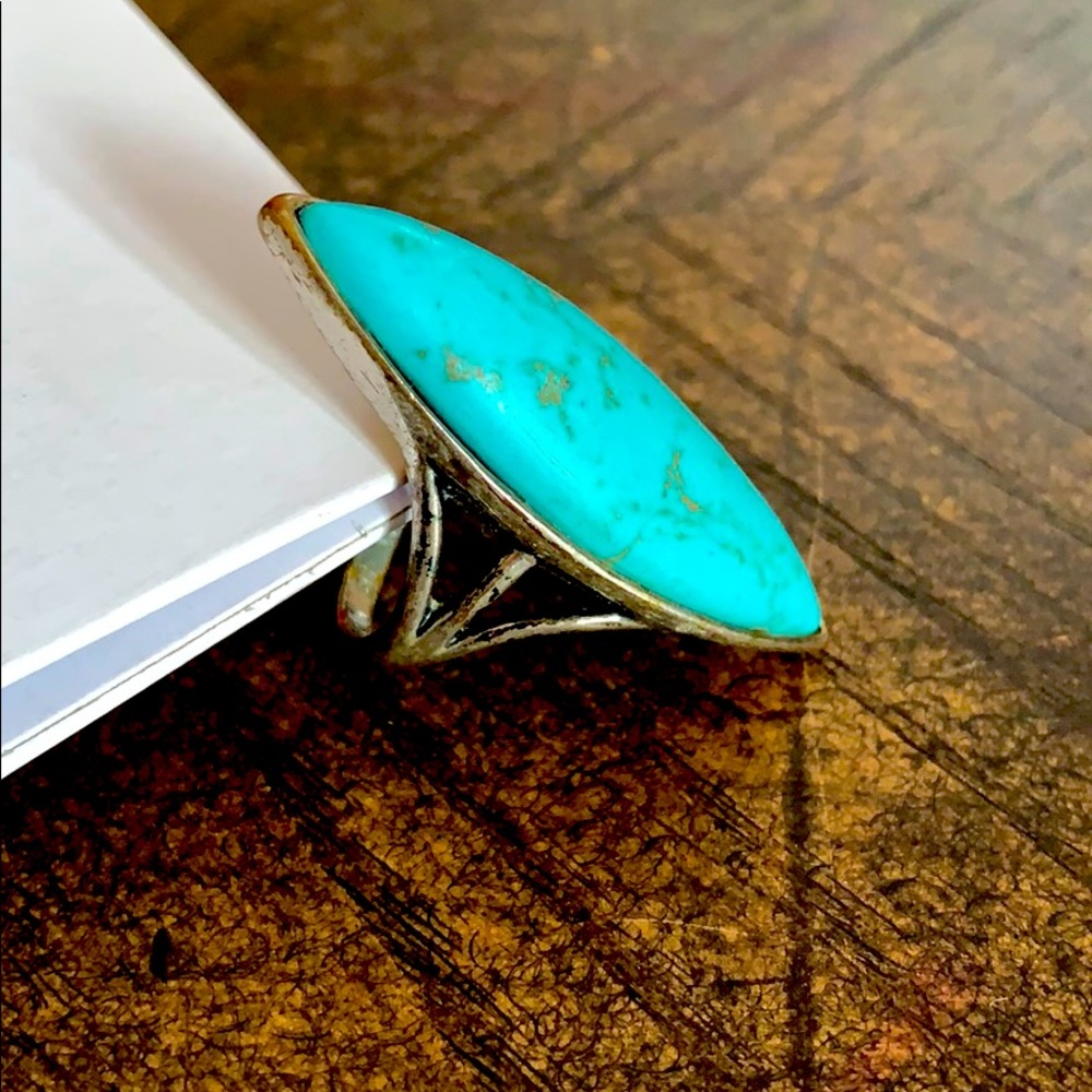 Blue stone ring